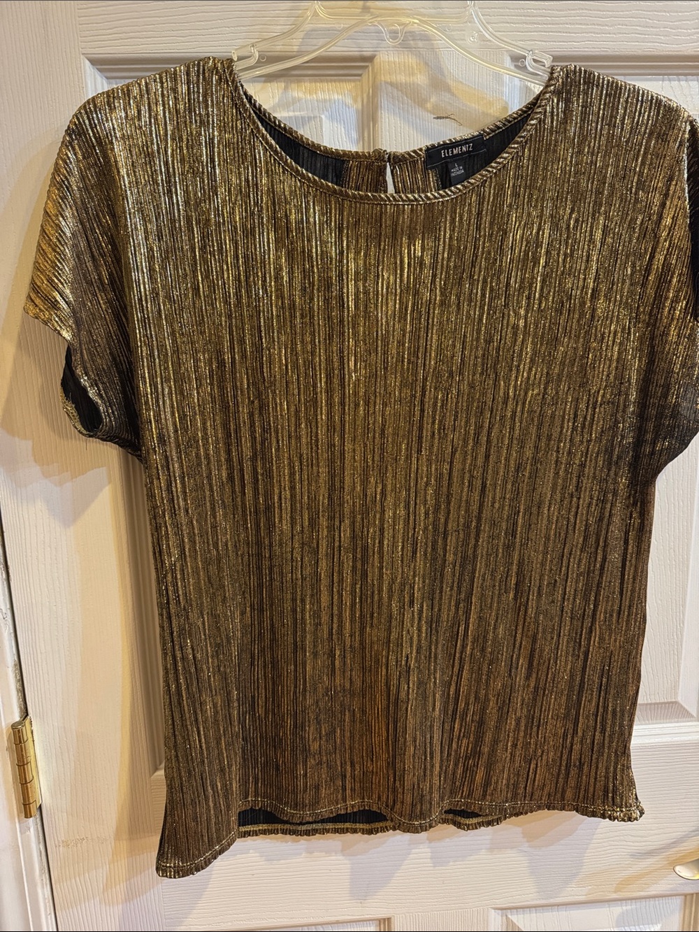 Elementz Metallic Gold Pleated Short Sleeve Top keyhole back button closure